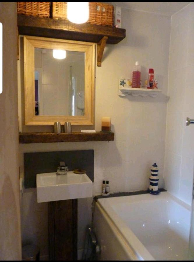 Quirky Lochside Home 因弗雷里 外观 照片